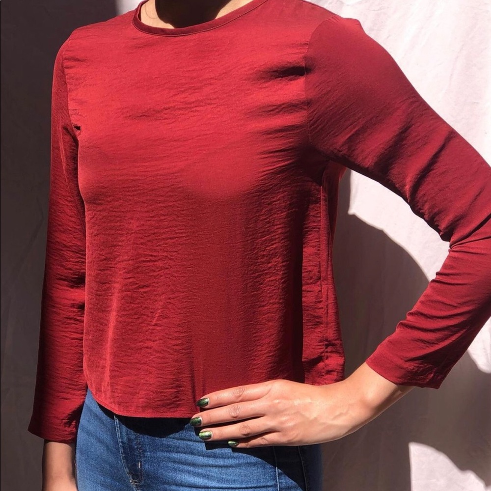 blouse - Picture 2 of 2